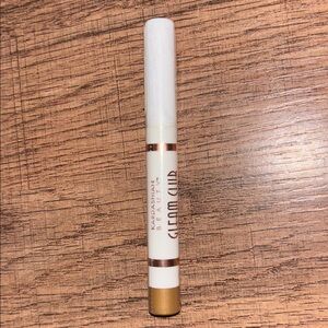 Kardashian Beauty Gleam Club Eye Metal Stick